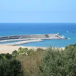 Landarte Bed & Breakfast Zumaia